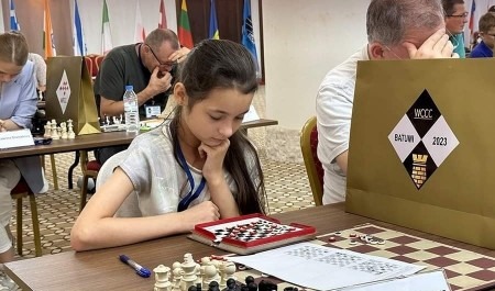 Десятилетняя архангелогородка стала вице-чемпионкой мира среди женщин по шахматной композиции