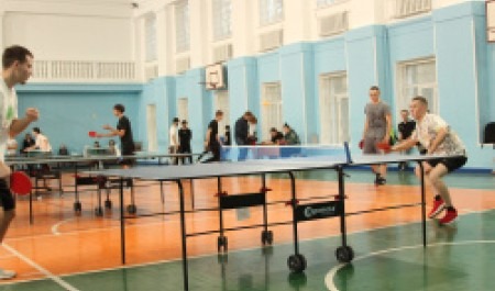 В Дни студенческого спорта прошли соревнования по настольному теннису
