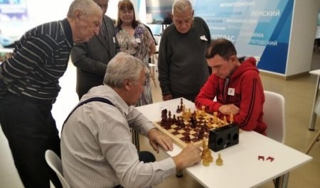 В Архангельске прошел турнир по быстрым шахматам среди ветеранов