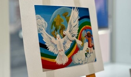 В Архангельске открылась выставка рисунков детей ЛДНР, Херсонской и Запорожской областей