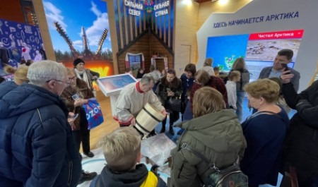 В Москве на выставке-форуме «Россия» стартовали мастер-классы, посвященные народным промыслам Поморья