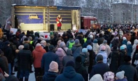 Жители Архангельской области устроили крупный митинг в Коряжме : чего требовали, и кому отправили резолюцию