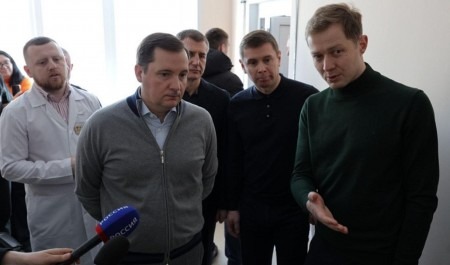 Александр Цыбульский оценил возможности нового оборудования в Северодвинской горбольнице №2