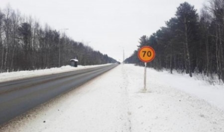 На основной трассе Архангельской области ввели ограничение скорости
