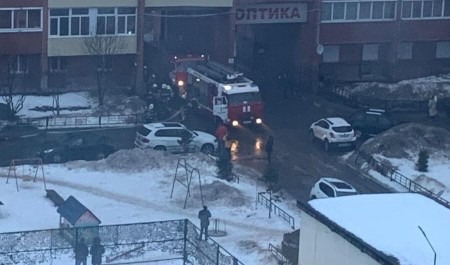 В Архангельске при пожаре в многоэтажке погиб человек