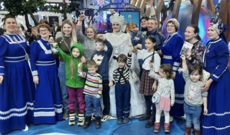 Матушка Зима посетила выставку «Россия»: на ВДНХ прошли Дни Ленского района 