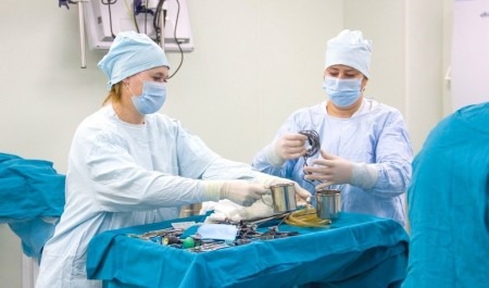 Северодвинские врачи спасли жизнь мужчине с ранением сердца