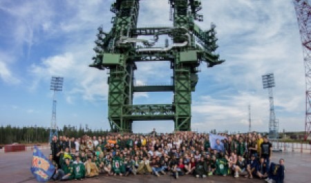 День космонавтики: студенты САФУ строили космическую гавань России