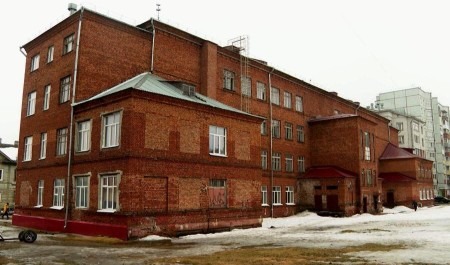 В Архангельске приступили к ремонту школ по Президентской программе