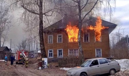 Следственный комитет Архангельской области начал проверку по факту гибели в пожаре мужчины в Шенкурском округе