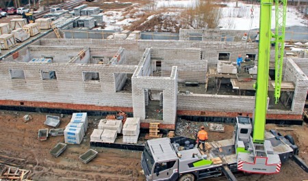 В Поморье продолжается строительство Арктического учебного центра по переподготовке лесопожарных формирований 
