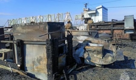 В Архангельске сегодня горел бизнес-центр: в здании были люди