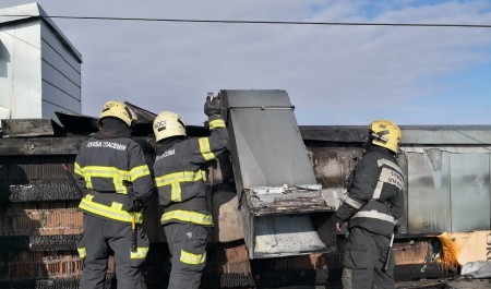 В Архангельске горело административное здание на Московском проспекте 