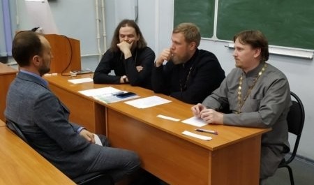 В Архангельске выпустились слушатели богословских курсов