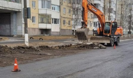В Северодвинске на улице Октябрьской начался ремонт дороги