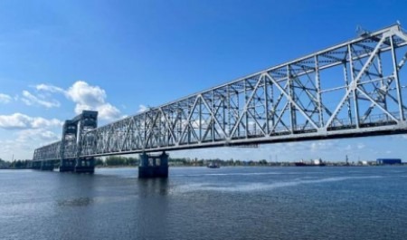 Перекрытие Северодвинского моста в Архангельске перенесли на конец месяца