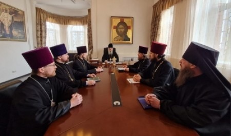 Митрополит Корнилий возглавил совещание в епархиальном управлении 