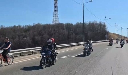 Архангельские байкеры открыли сезон езды на мотоциклах