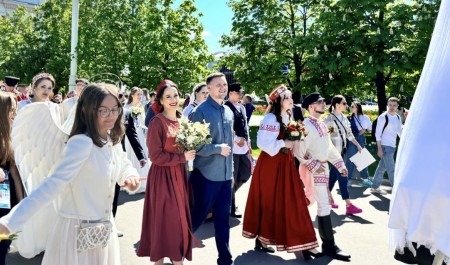 Поморская свадьба на ВДНХ: еще одна пара из Архангельской области зарегистрировала брак на выставке «Россия» 