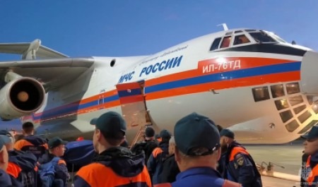 Сводная группировка спасателей МЧС России вылетела в Исламскую республику Иран