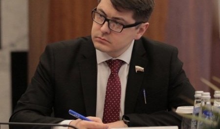 Александр Спиридонов рассказал о пенсиях детям погибших бойцов СВО