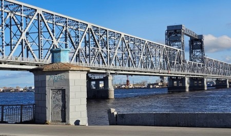 Северодвинский мост отремонтировали на два дня раньше срока