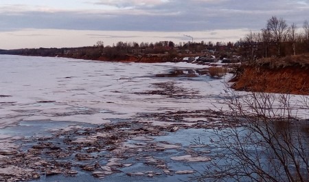 На реке Пинеге вновь повышается уровень воды