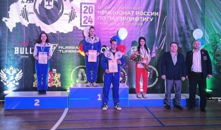 Спортсмены Поморья завоевали медали на всероссийских соревнованиях по пауэрлифтингу