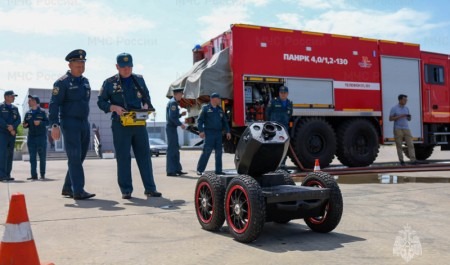 Мастерство и инновации: конкурс операторов робототехнических комплексов пожаротушения прошёл в рамках салона «Комплексная безопасность»