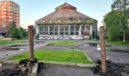Пустующее более 35 лет здание цирка в Архангельске снесут этим летом