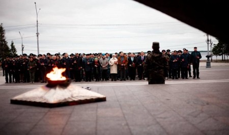 В Архангельске зажгли свечи памяти в годовщину начала Великой Отечественной войны 