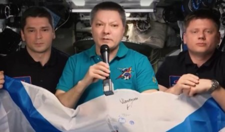 Российские космонавты с борта МКС поздравили архангелогородцев с 440-летием города