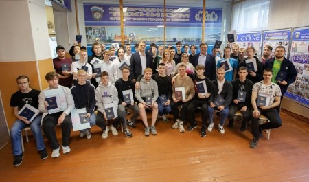 Выпускникам базового учебного заведения СПО «Арктика» вручили дипломы