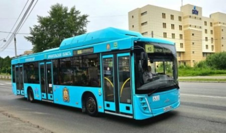 На улицы Архангельска вышли автобусы большого класса из Санкт-Петербурга 
