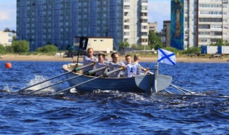 В Северодвинске состоялся чемпионат Северного флота по гребле на шлюпках