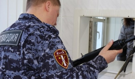 Сотрудники Росгвардии изъяли у жителей Архангельской области 22 единицы оружия за неделю