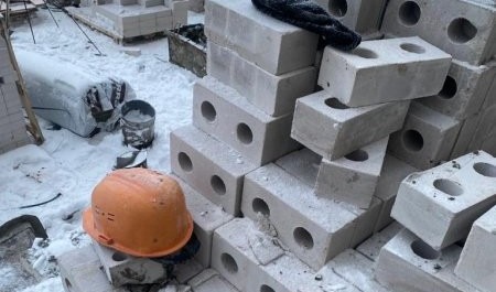 Северодвинский крановщик случайно убил каменщика