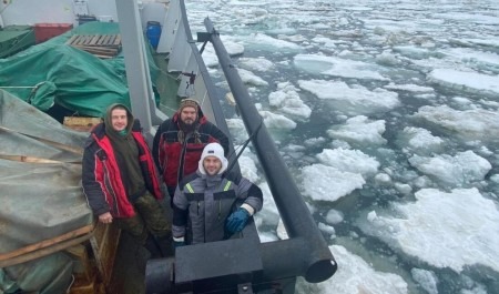 Научно-исследовательское судно «Иван Петров» вернулось в Архангельск