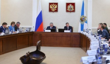 В Архангельске состоялось заседание Совета по вопросам развития лесного комплекса при Совете Федерации ФС РФ 