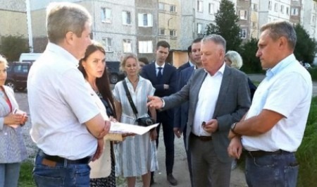 Александр Фролов: Область и город объединили усилия в вопросах обновления соцсферы