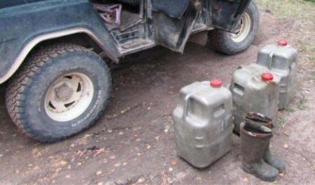 В Архангельской области полицейские раскрыли кражу топлива у крупного предприятия