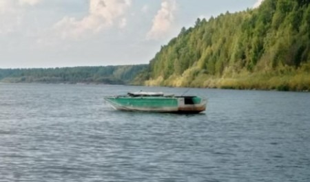 Выпал из лодки и утонул: в Поморье пьяная рыбалка обернулась трагедией