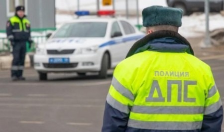 В Архангельске мотоциклист отправил инспектора ДПС в нокаут: возбуждено дело