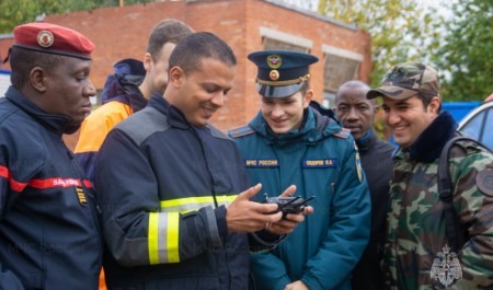 В Санкт-Петербургском университете ГПС МЧС России завершили обучение специалисты пожарно-спасательных ведомств стран-членов МОГО