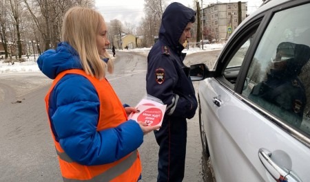 В Новодвинске региональный минтранс провел акцию по безопасности дорожного движения