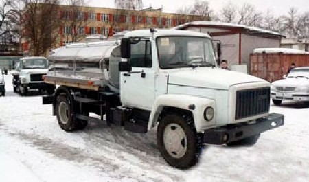 Как выбрать подходящий водовоз в аренду: гид по видам и объёмам