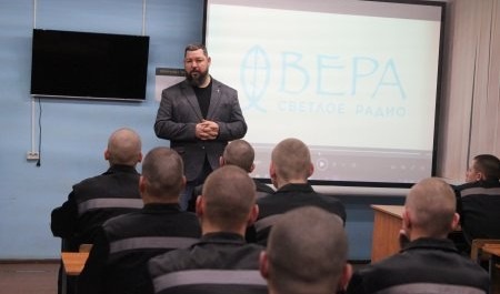 Осужденные Поморья очищают душу православным радио "Вера"