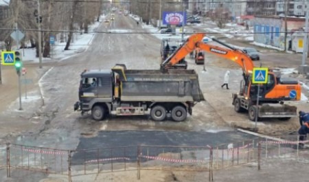 Дорожные ограничения с перекопанного Московского проспекта снимут сегодня вечером