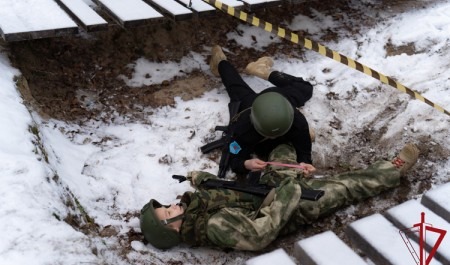 В Архангельске военнослужащие отряда специального назначения «Ратник» приняли участие в проведении военно-медицинской игры