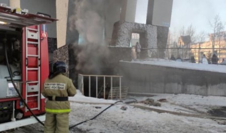 В архангельском МЧС рассказали подробности огненного ЧП в бизнес-центре 